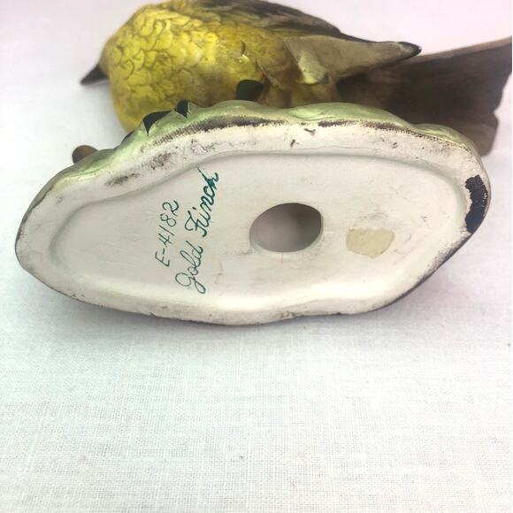 Lefton Porcelain Vintage Hand Painted Gold Finch Collectible Figurine E-4182 - Picture 9 of 14
